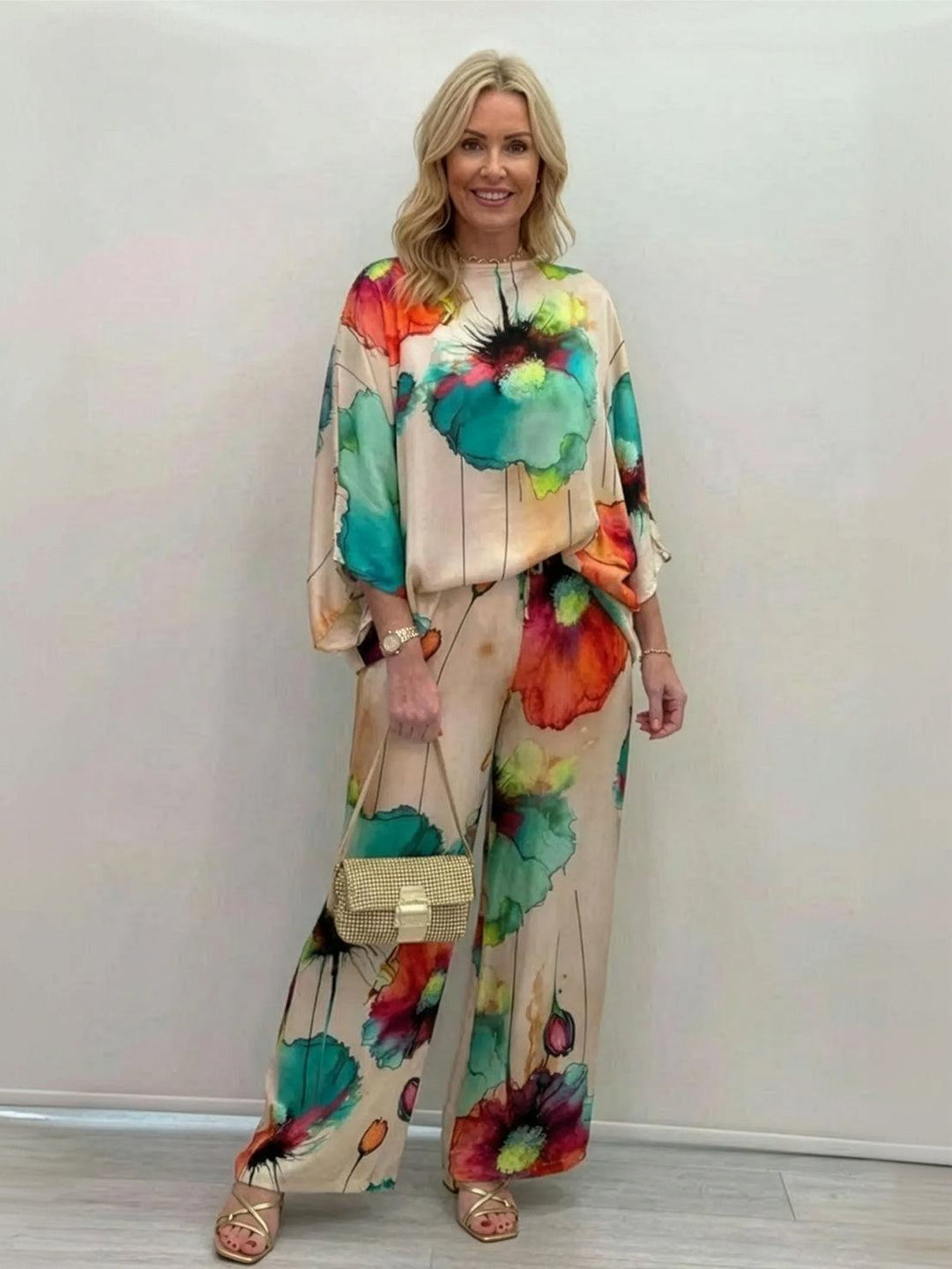 Plus Size Vibrant Floral Matching Set green image 1 