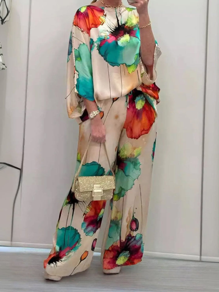 Plus Size Vibrant Floral Matching Set green image 3 