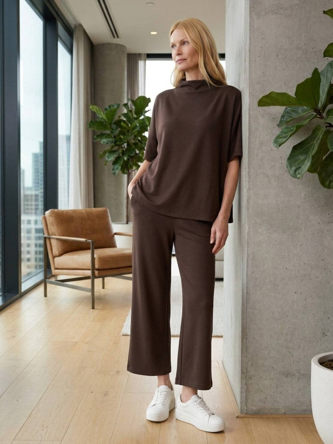 Cotton-Blend Capelet Lounge Set brown image 2 