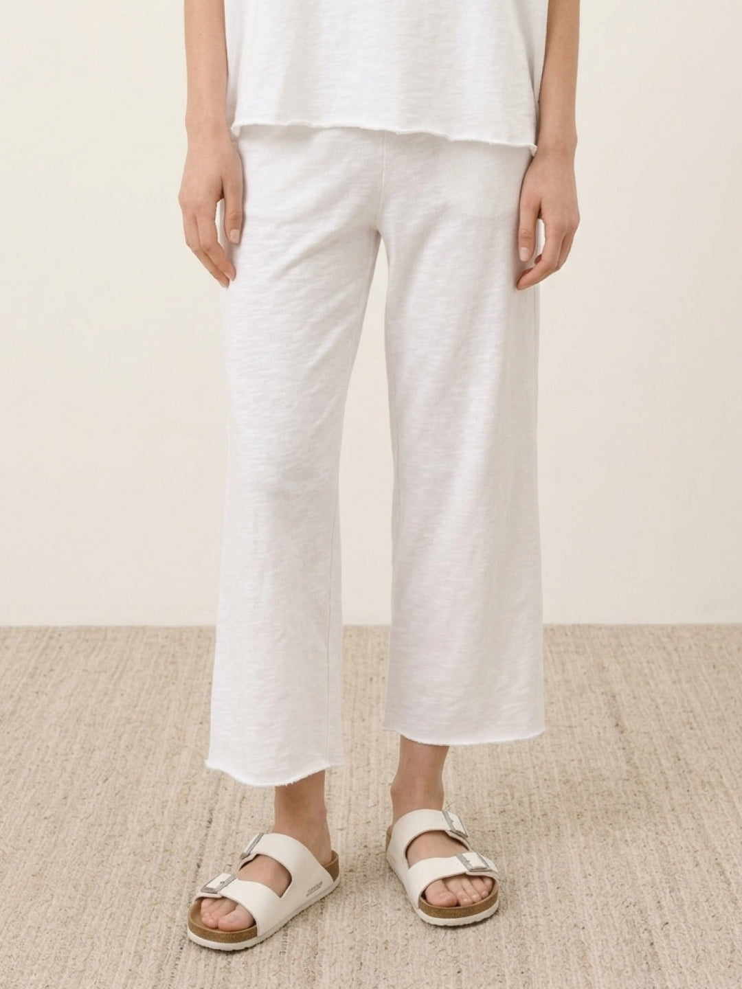 Cotton-Blend Capelet Lounge Set white image 5 