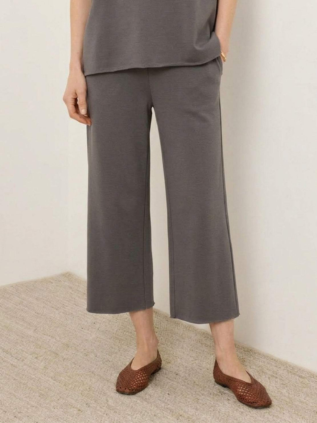 Cotton-Blend Capelet Lounge Set gray image 5 
