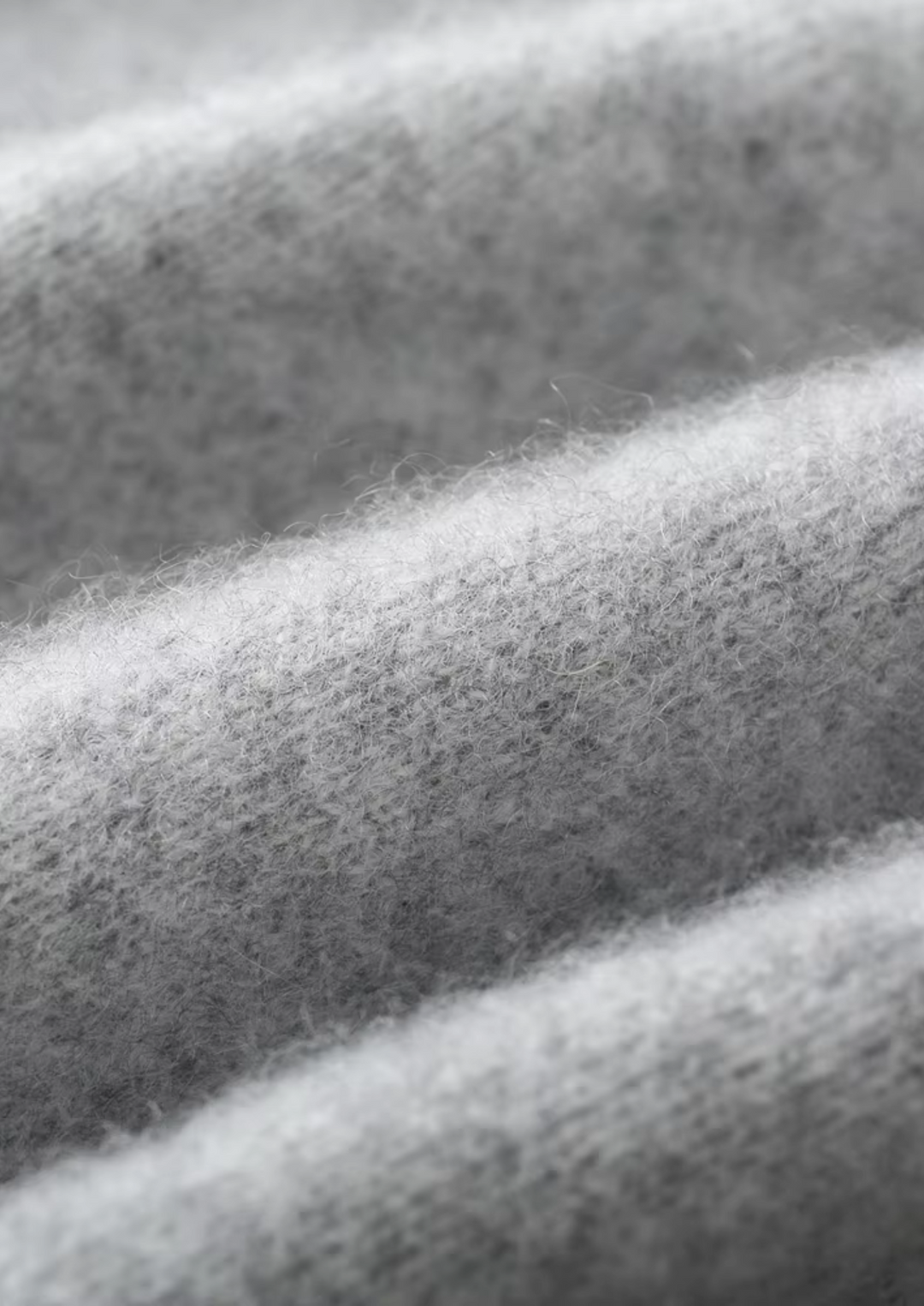 Pure Merino V-Neck Cardigan light grey image 7 #color_light-grey