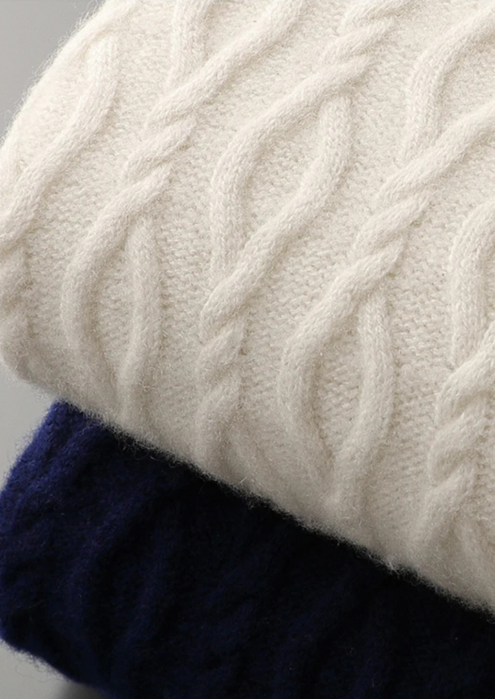 Pure Merino Jacquard Crewneck white image 3 #color_white
