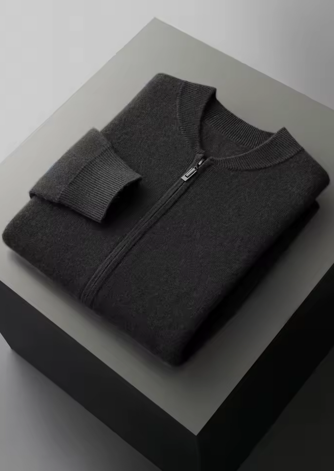 Pure Extra-Fine Merino Wool Falconi Set black image 2 #color_black