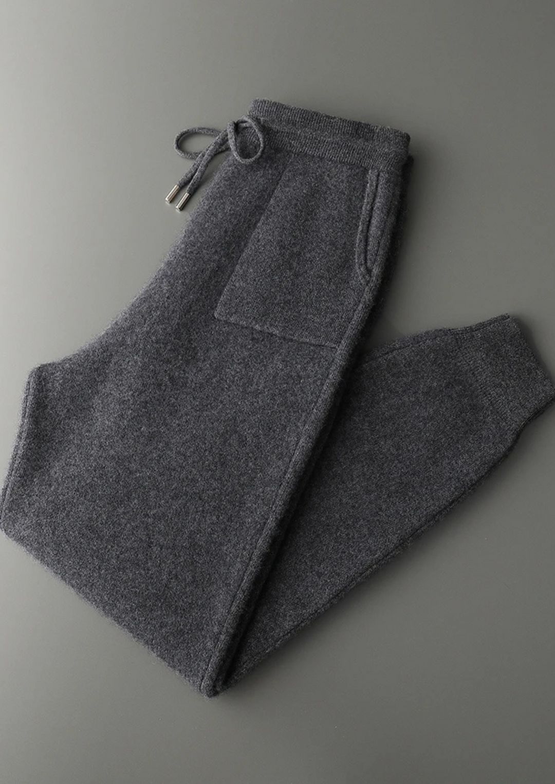 Premium Cashmere Alain Leisure Set dark gray image 3 #color_dark-gray