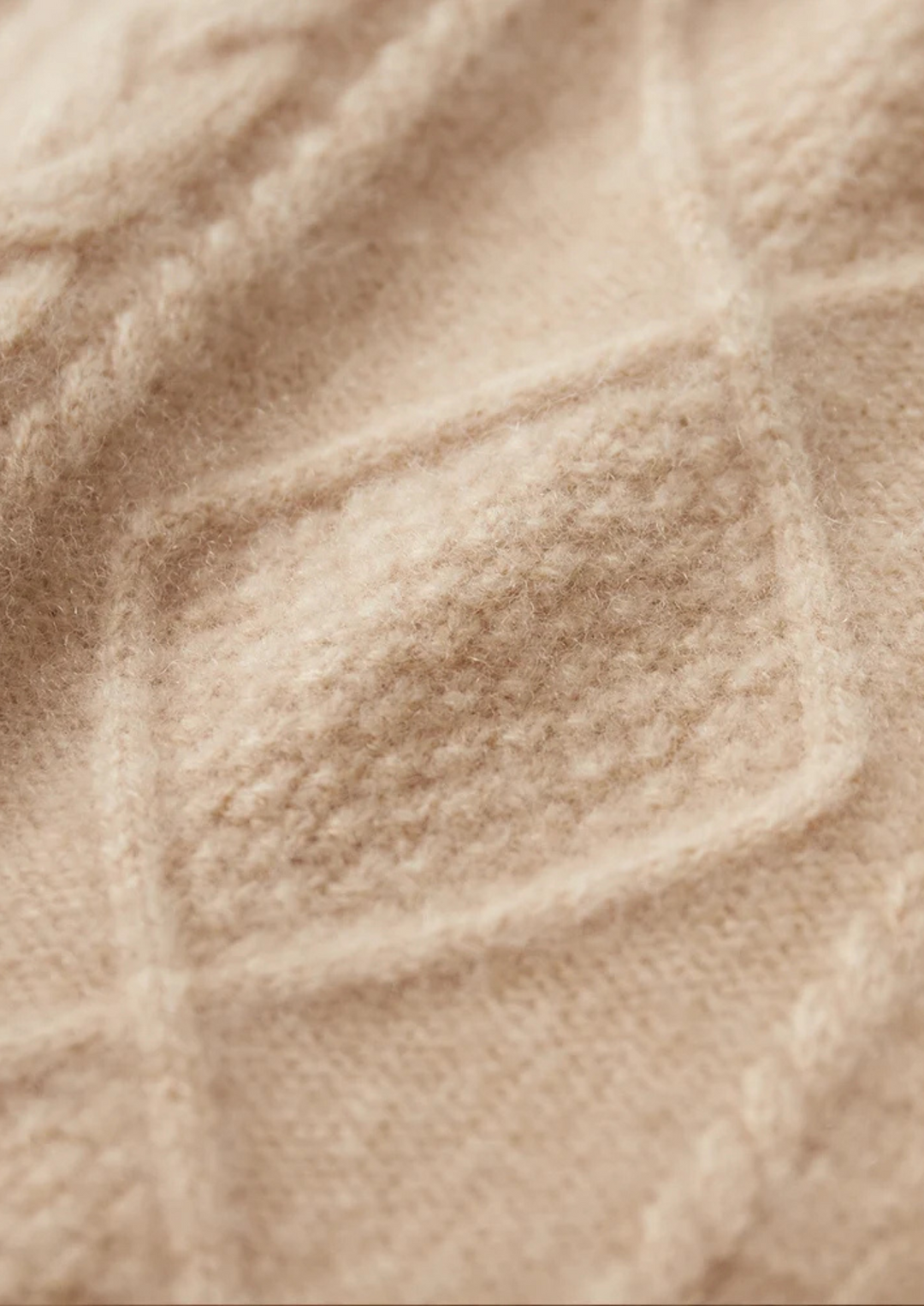 Pure Merino Jacquard Mockneck sand image 4 #color_sand