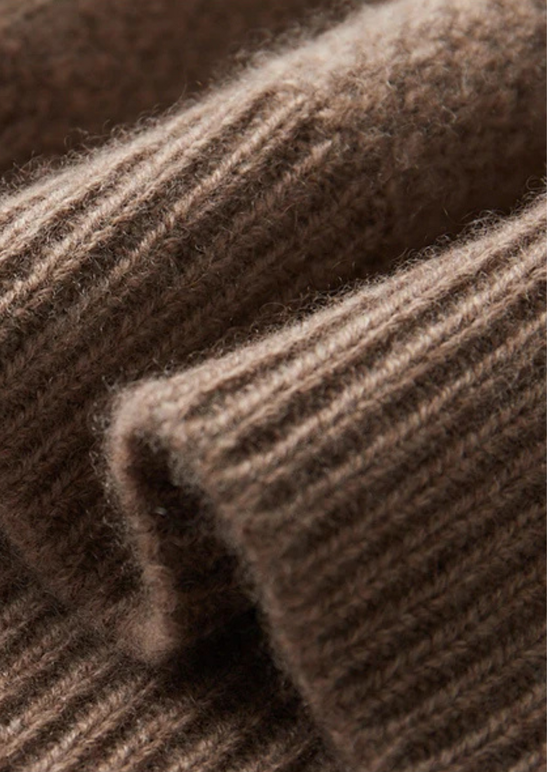 Pure Merino Cream Cable Crewneck beige image 3 #color_beige