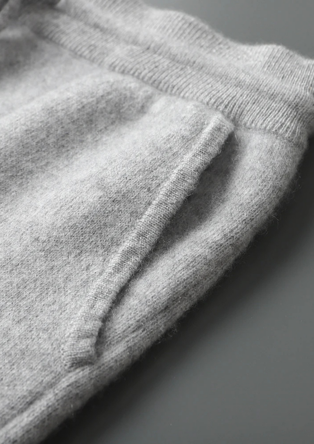 Premium Cashmere Alain Leisure Set light gray image 10 #color_light-gray