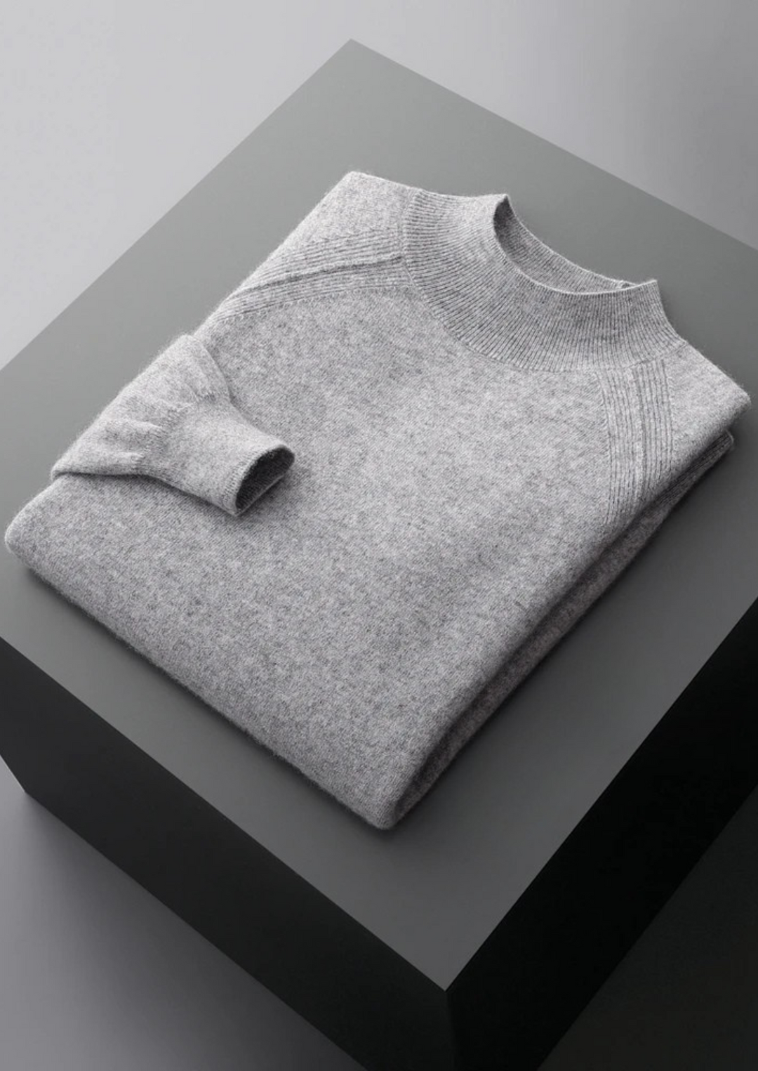 Pure Merino Raglan Mockneck light gray image 3 #color_light-gray