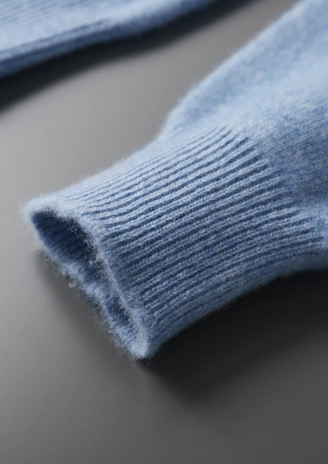 Pure Merino Crewneck light blue image 4 #color_light-blue