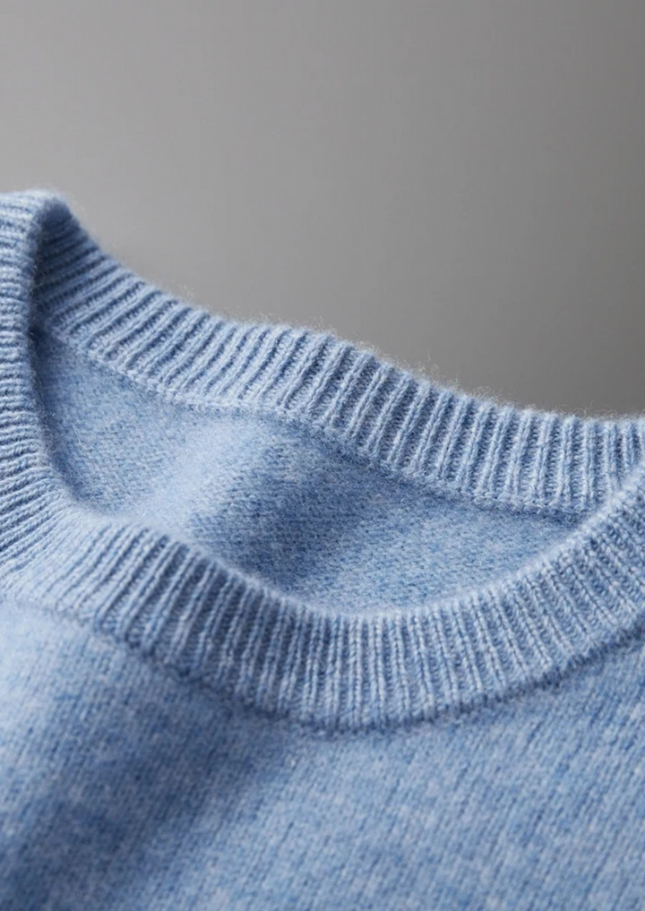 Pure Merino Crewneck light blue image 3 #color_light-blue