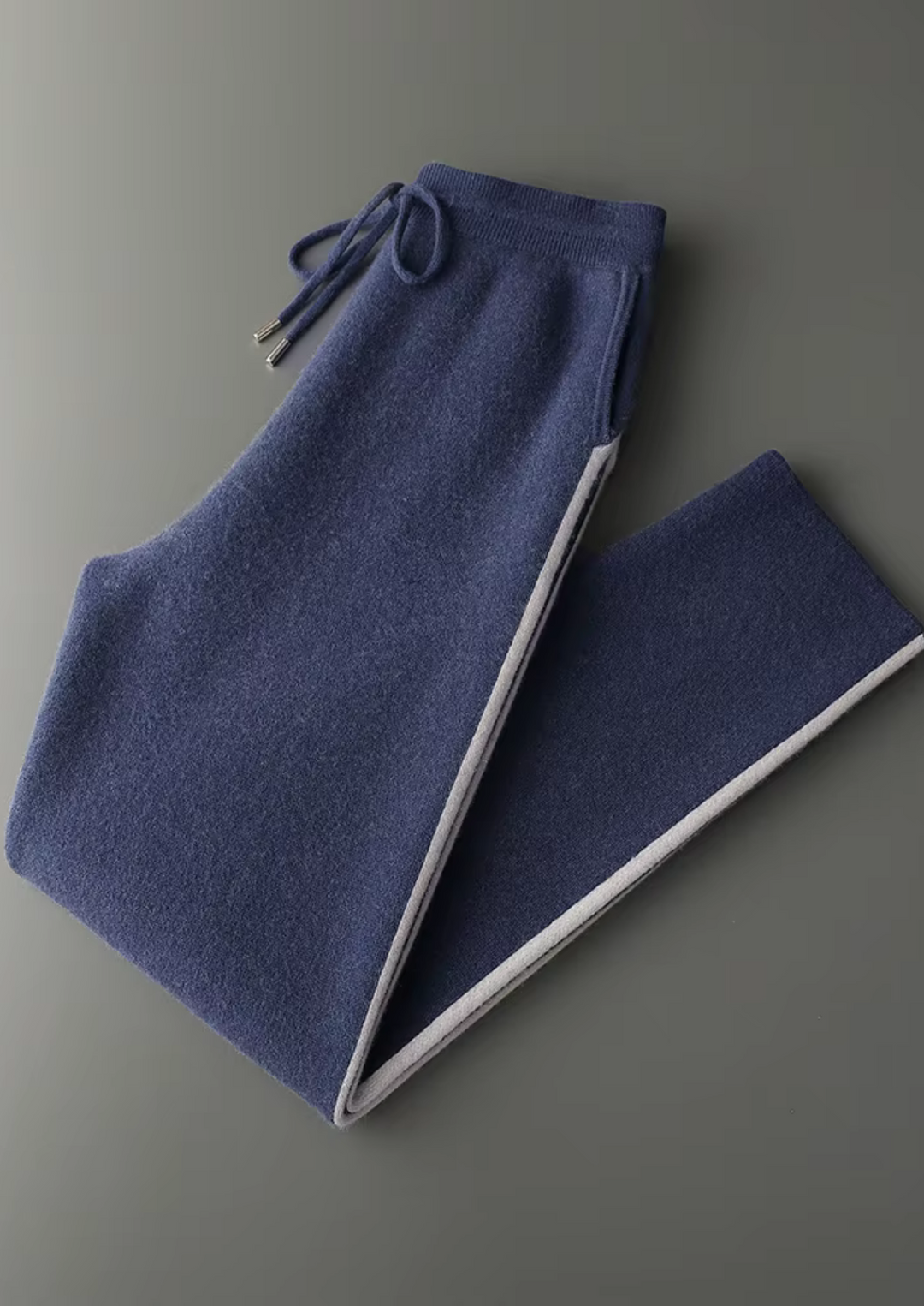 Premium Cashmere Milano Leisure Set navy blue image 3 #color_navy-blue