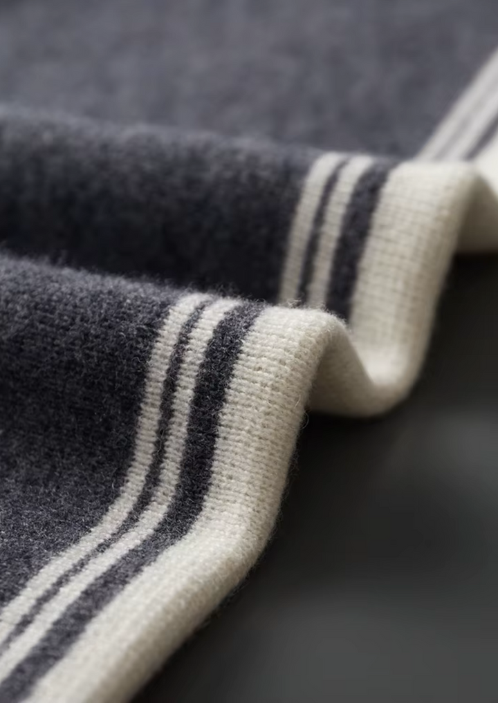 Pure Extra-Fine Merino Wool Damien Set dark gray image 3 #color_dark-gray