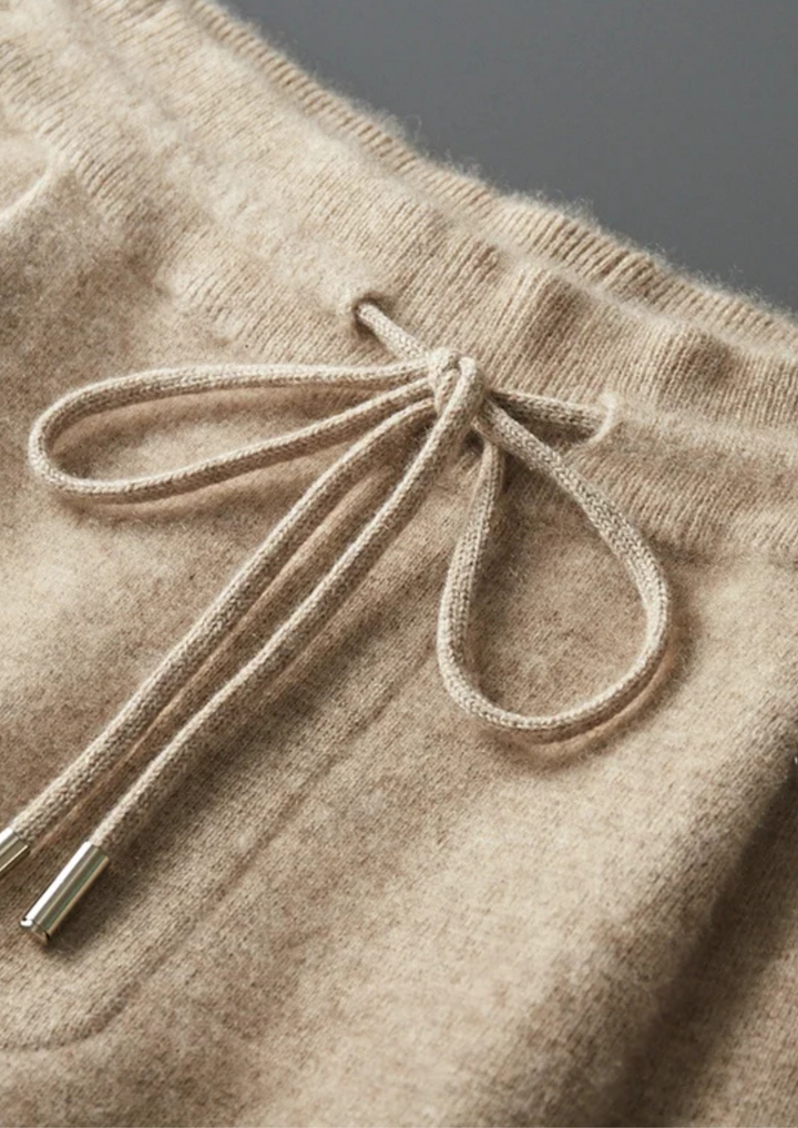 Premium Cashmere Denis Leisure Set sand image 4 #color_sand