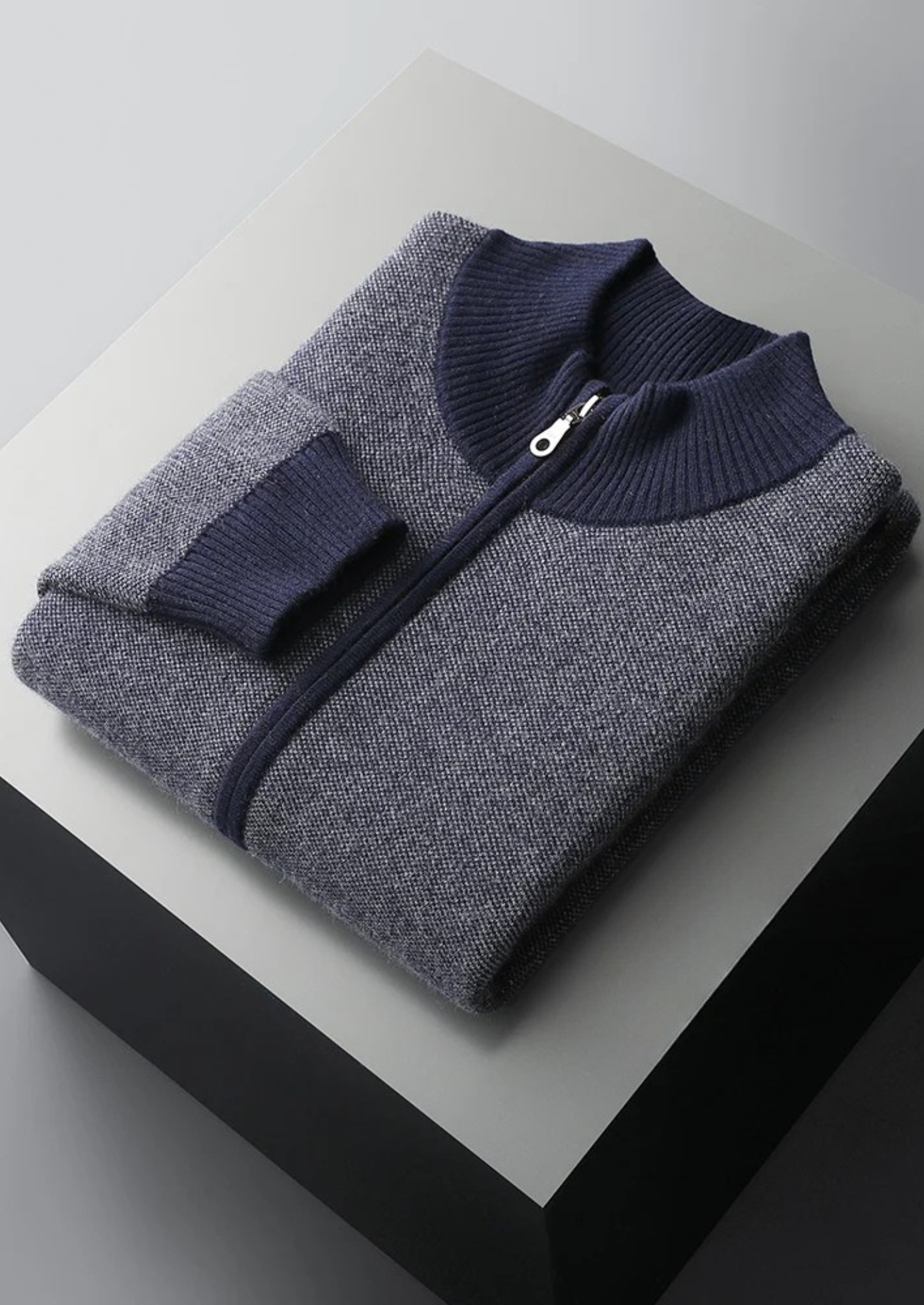 The Cashmere Jacquard Zip Cardigan