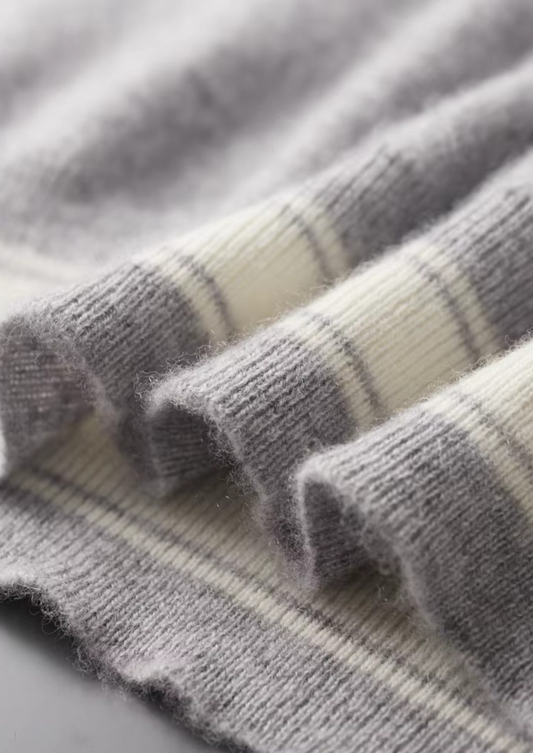 Premium Cashmere Vienna Leisure Set light gray image 7 #color_light-gray