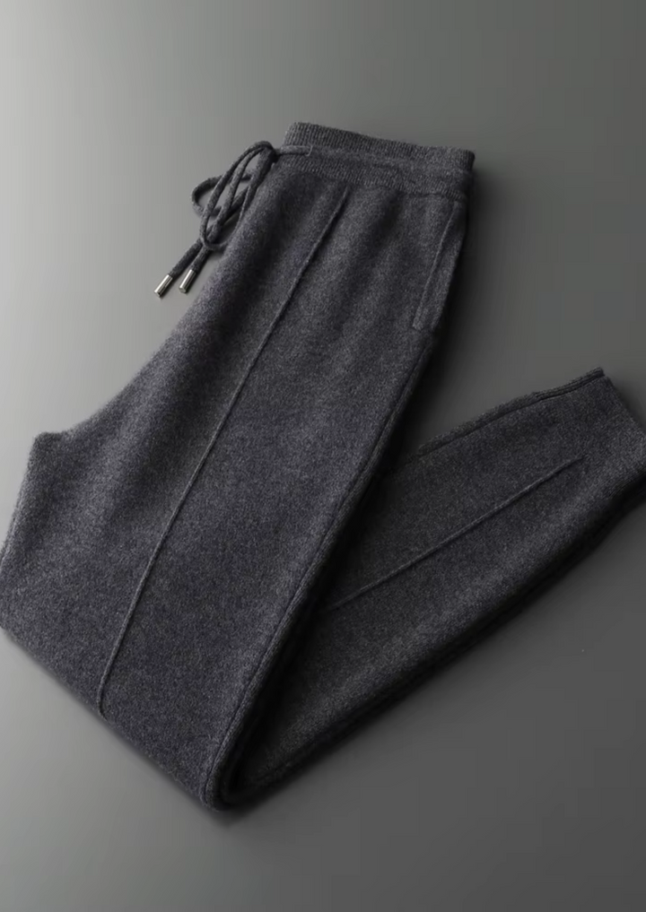 Pure Merino Leisure Joggers dark gray image 3 #color_dark-gray