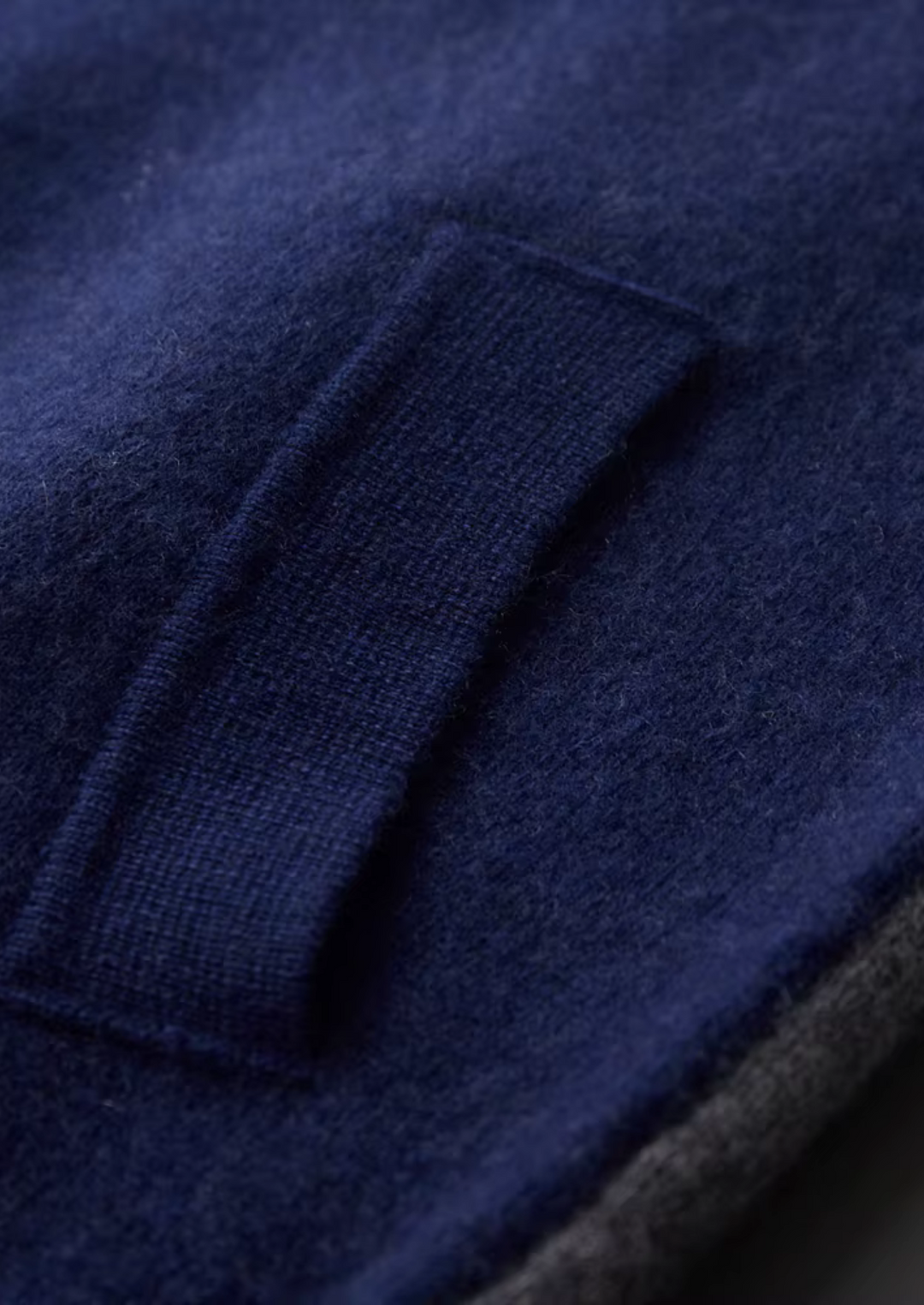Premium Cashmere Torino Leisure Set navy blue image 6 #color_navy-blue