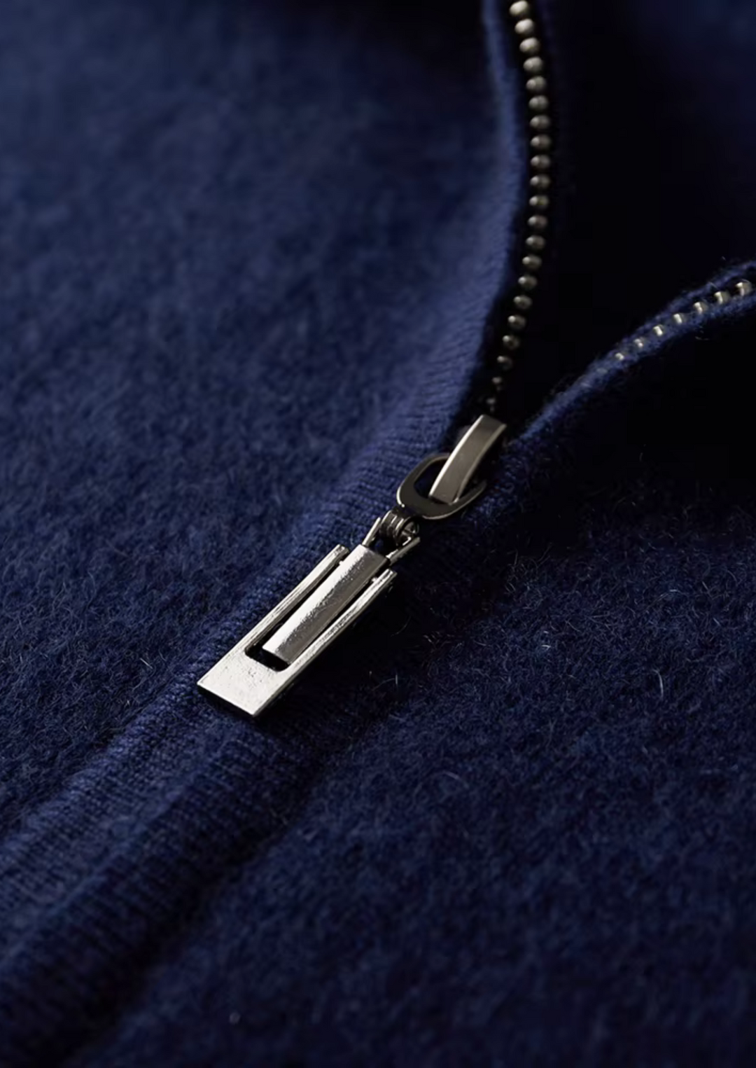 Pure Extra-Fine Merino Wool Damien Set navy blue image 3 #color_navy-blue