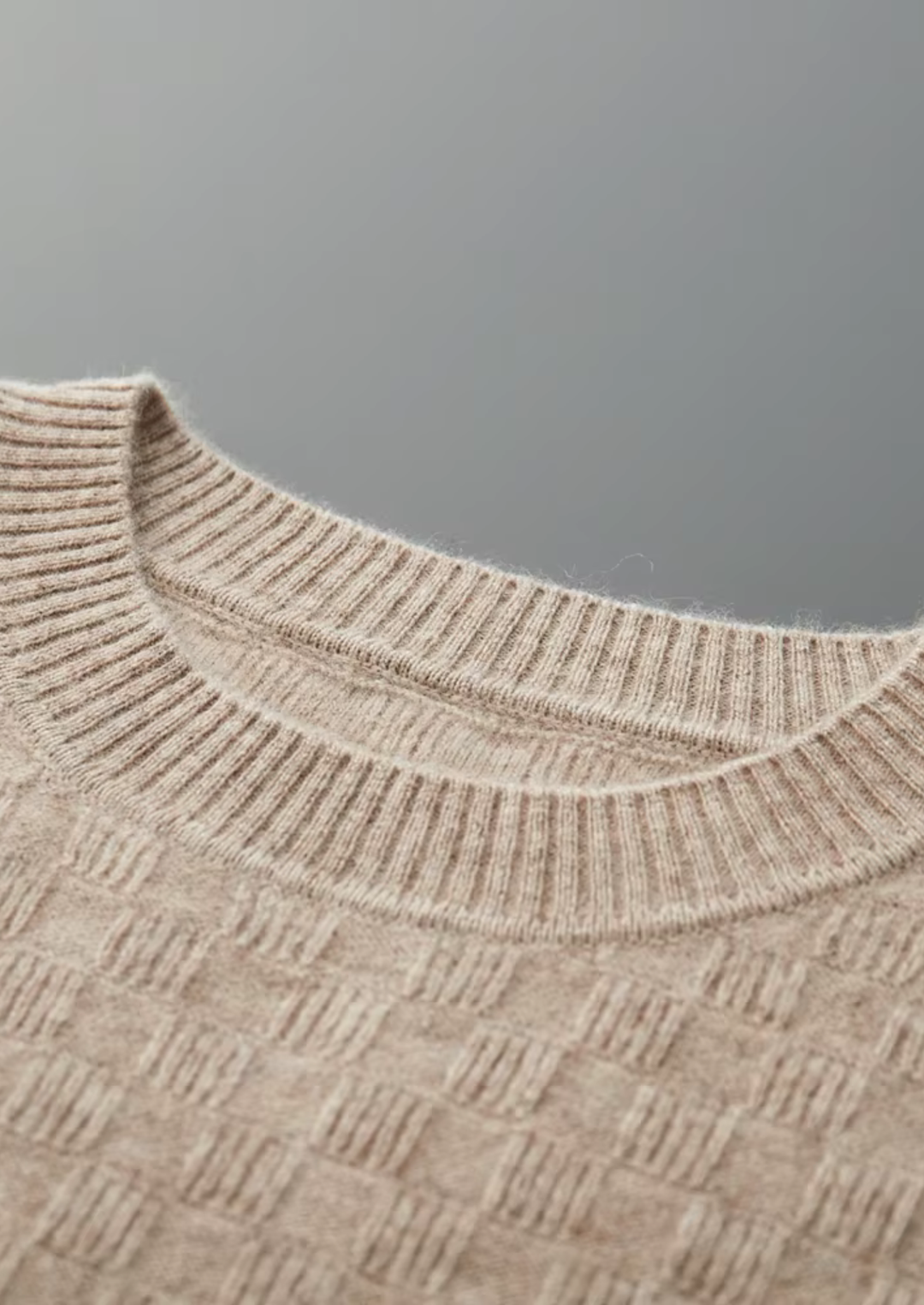 Pure Merino Textured Crewneck beige image 4 #color_beige