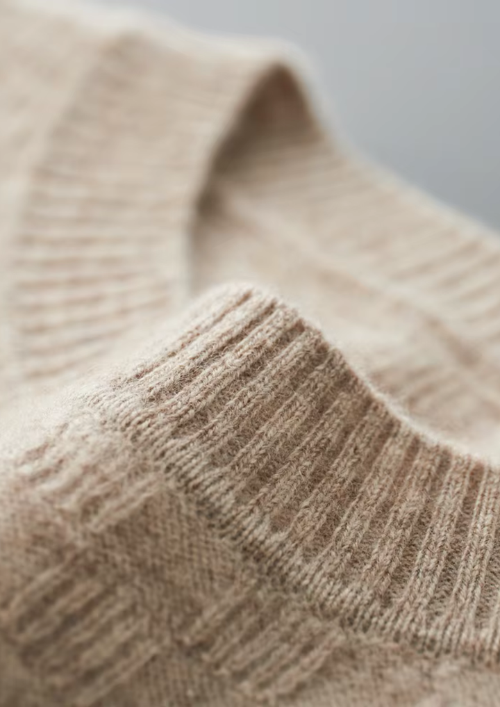 Pure Merino Textured Crewneck beige image 2 #color_beige