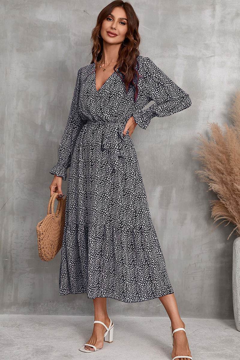 Bloom Wrap Midi Dress blooming black image 2 