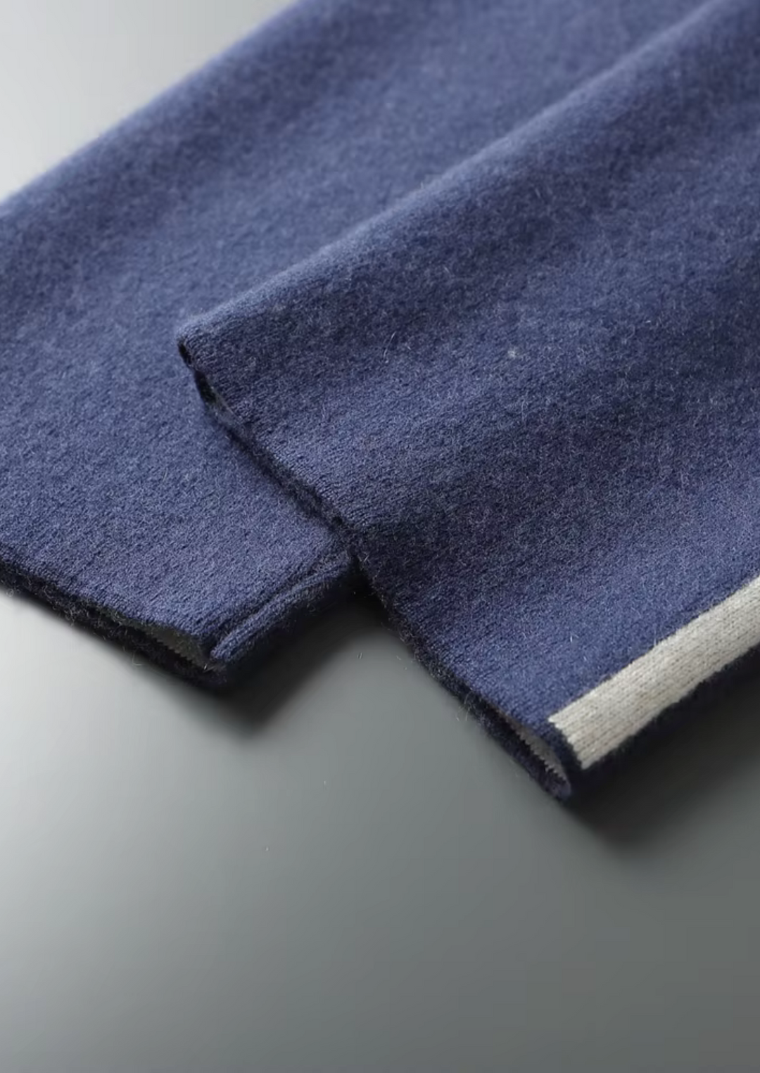 Premium Cashmere Milano Leisure Set navy blue image 6 #color_navy-blue