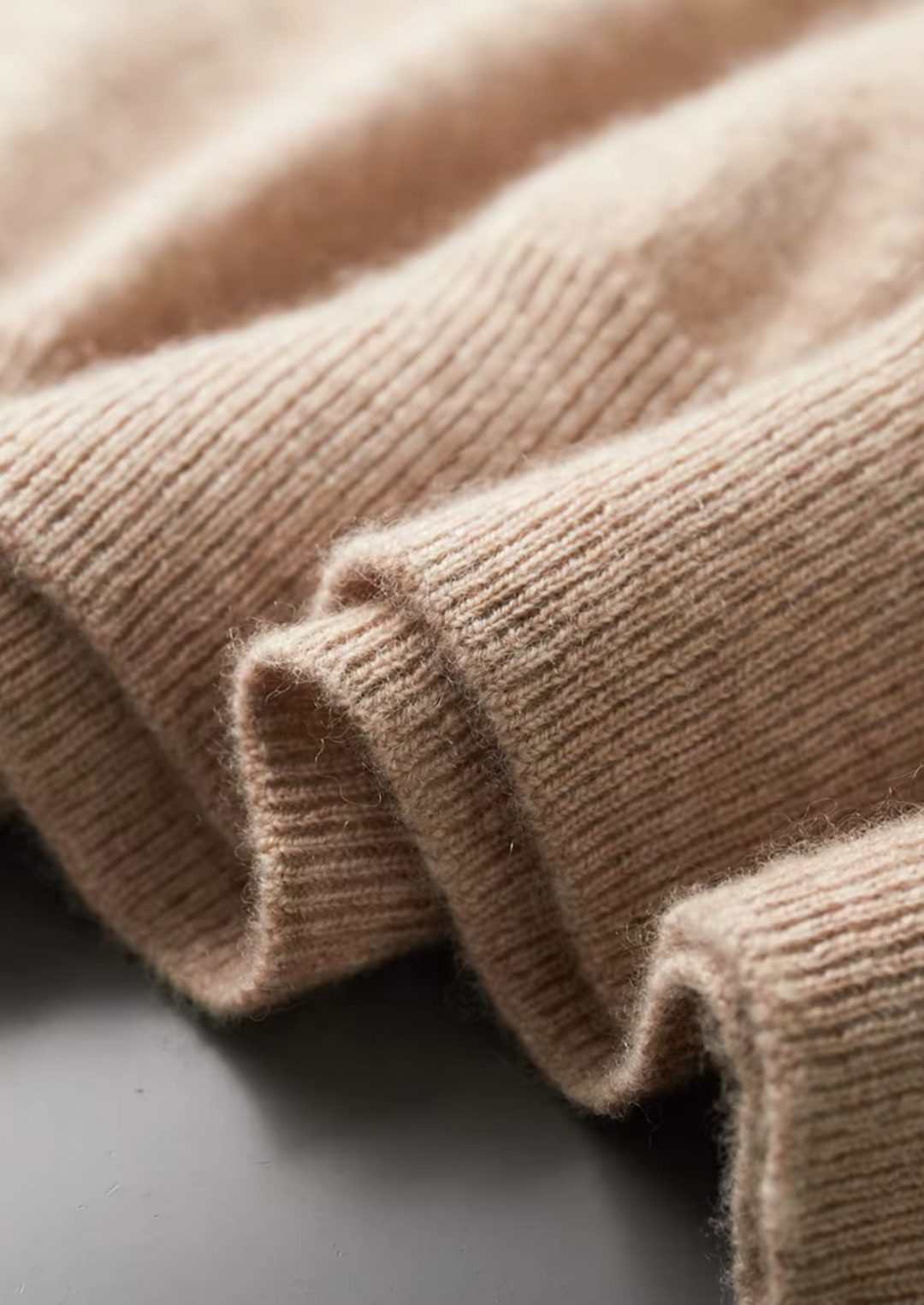 Cashmere Crewneck T-Shirt light beige image 4 #color_light-beige