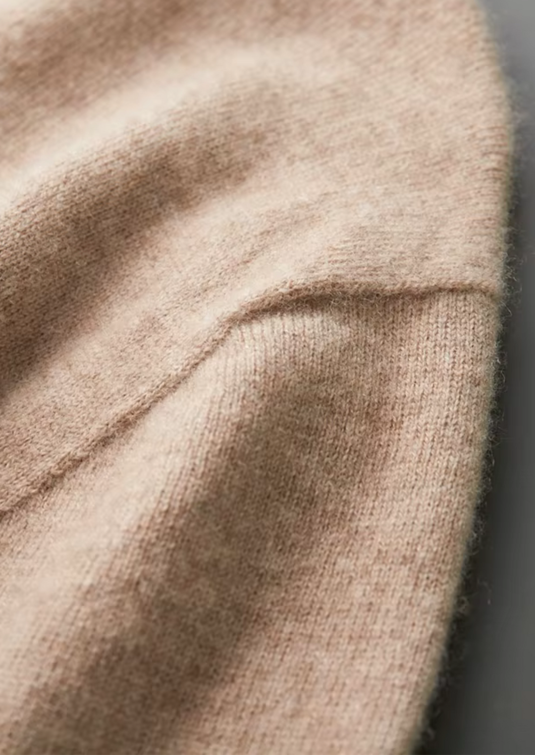 Cashmere Crewneck T-Shirt light beige image 6 #color_light-beige