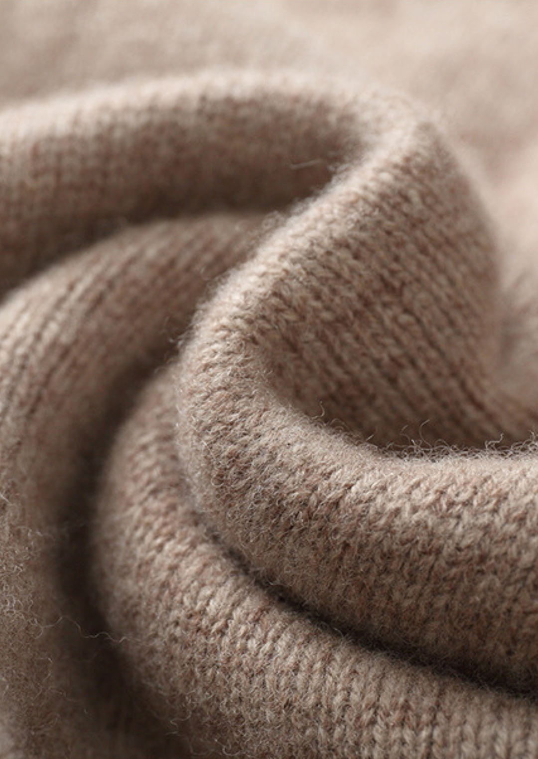 Pure Merino Raised Cable Crewneck beige image 4 #color_beige