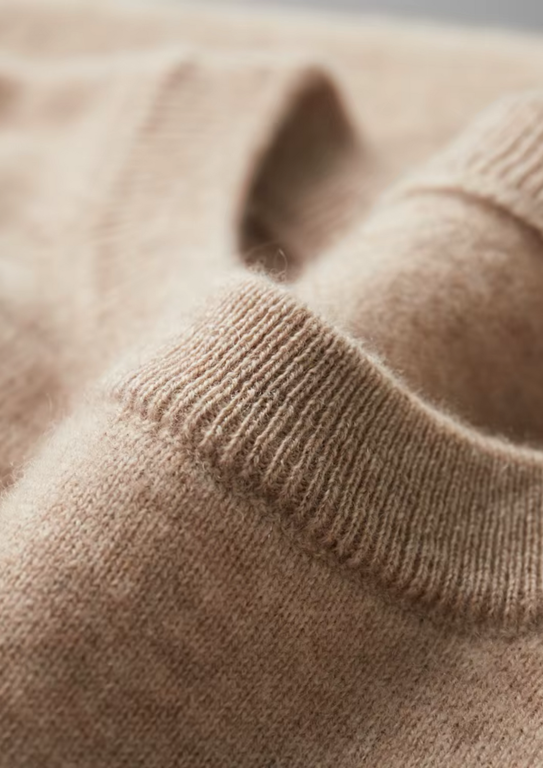 Cashmere Crewneck T-Shirt light beige image 3 #color_light-beige