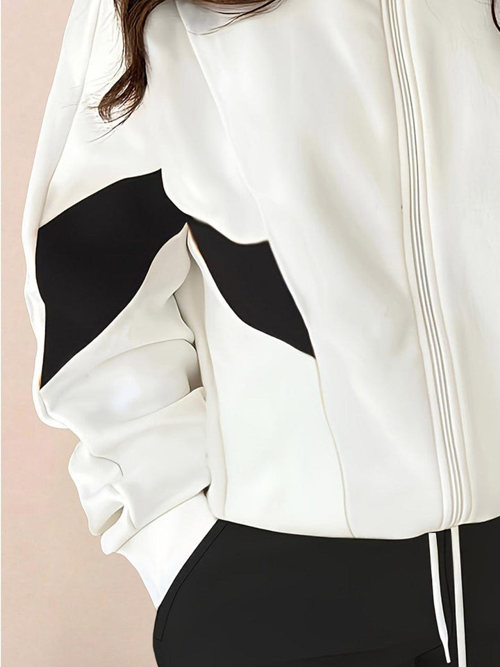 Colorblock Comfort Tracksuit white black image 6 
