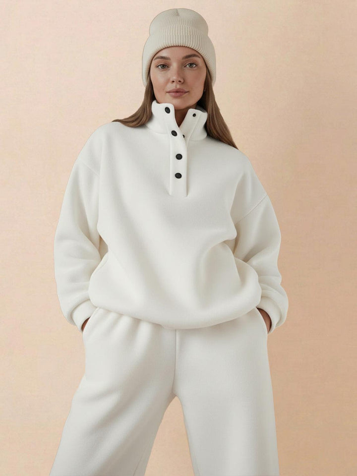 Warm &amp; Easy Two-Piece Set white image 5 