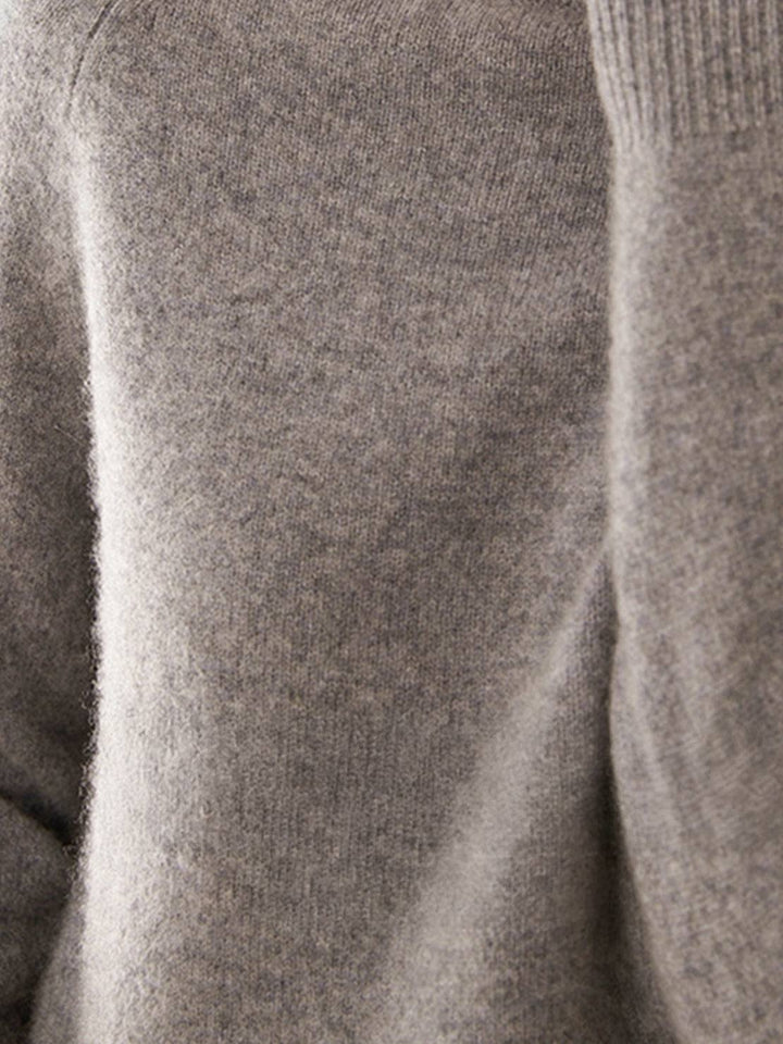 100% Italian Cashmere Sweater gray image 6 