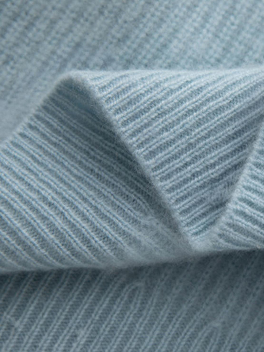 100% Alashan Cashmere Diamond-Collar Cardigan light blue image 5 