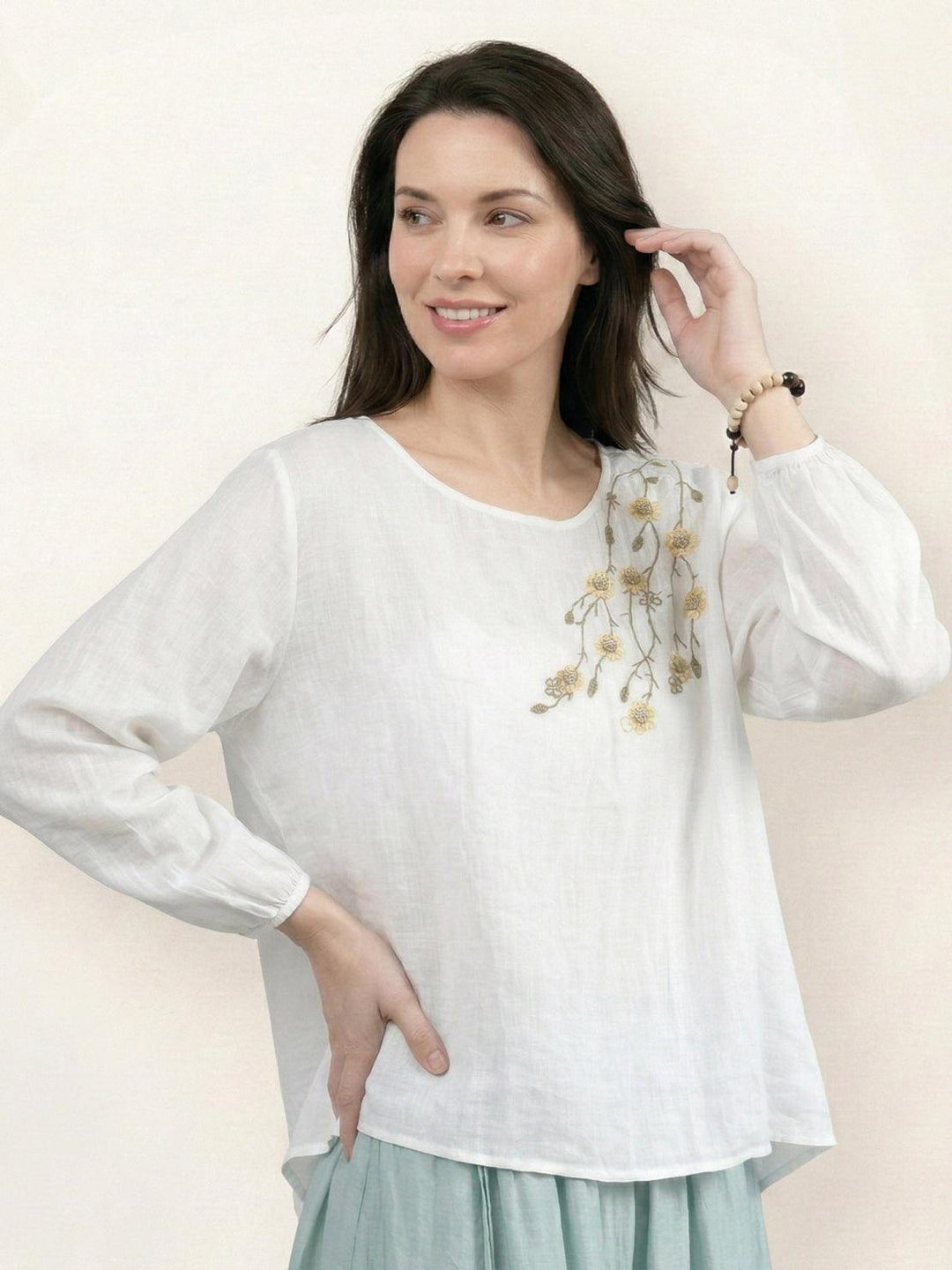 100% Cotton-Linen Embroidered Blouse white image 3 