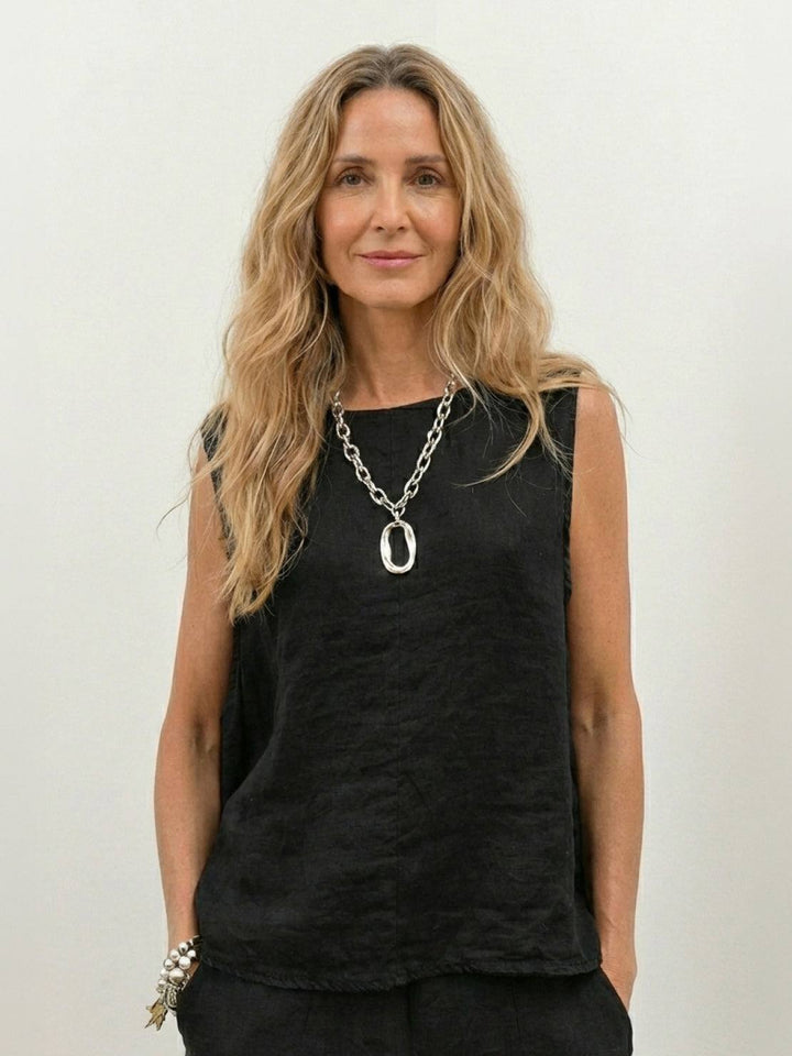 Textured Finish Sleeveless Two-Piece Set black image 3 