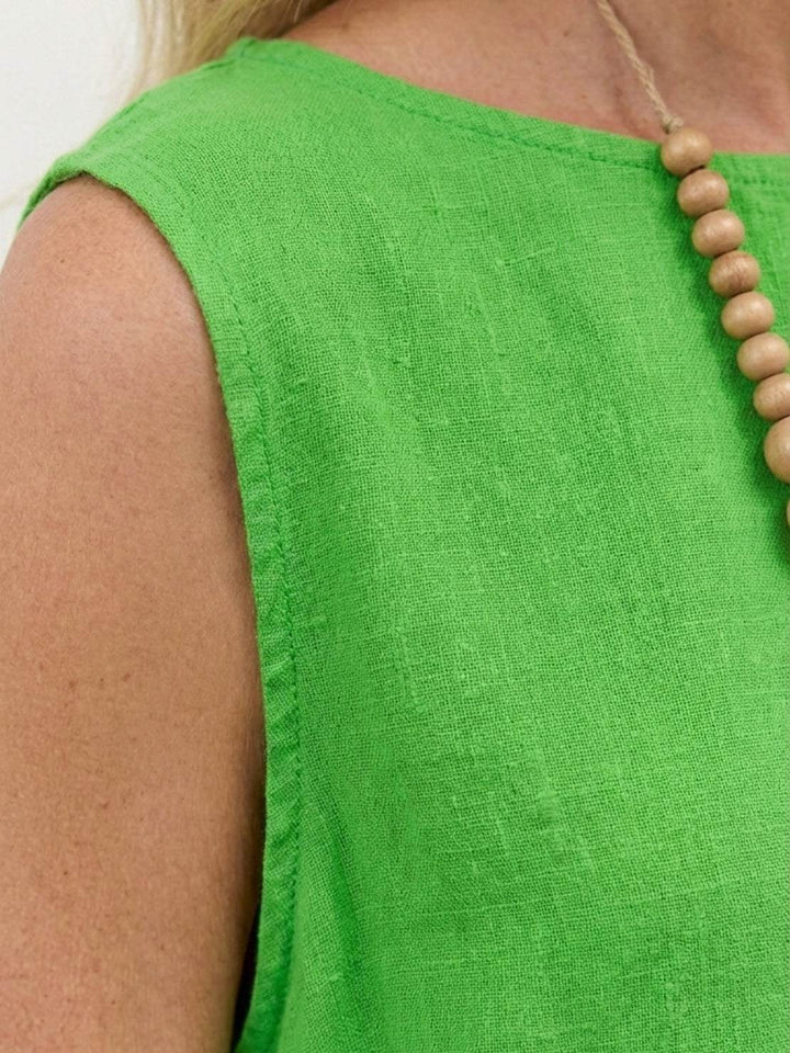 Textured Finish Sleeveless Two-Piece Set green image 5 