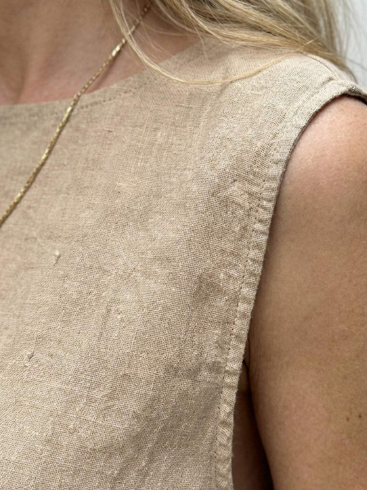 Textured Finish Sleeveless Two-Piece Set beige image 5 