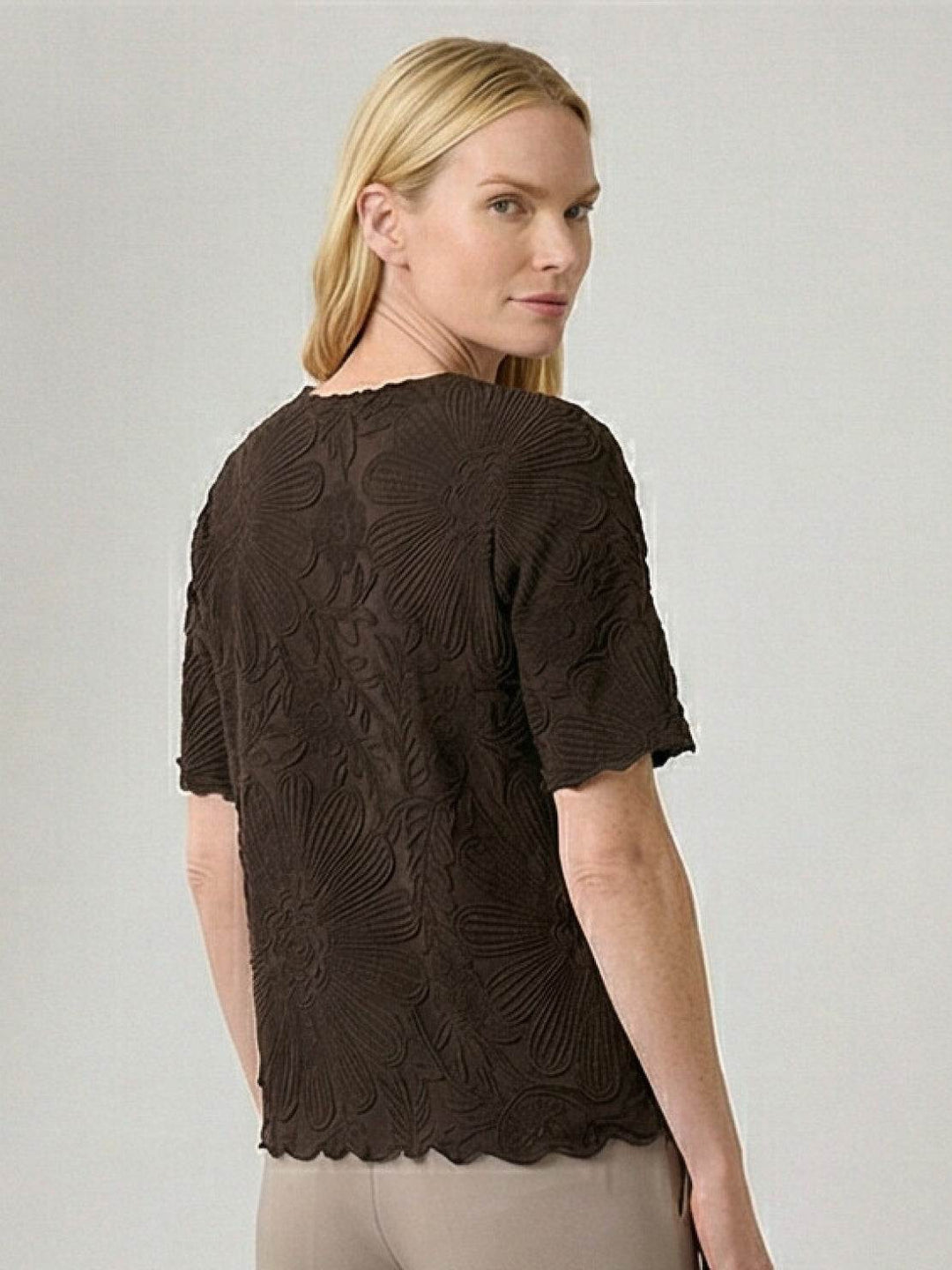Floral Jacquard Pleated Top coffee brown image 4 
