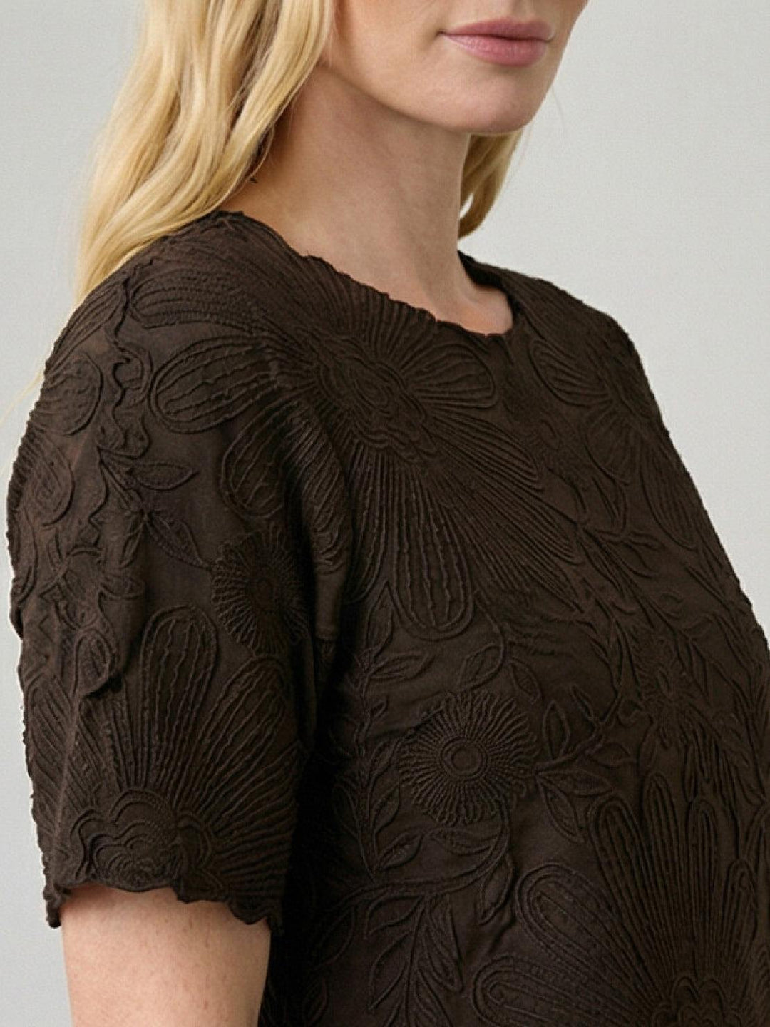 Floral Jacquard Pleated Top coffee brown image 5 