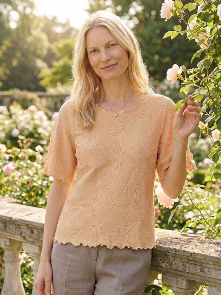 Floral Jacquard Pleated Top khaki image 2 