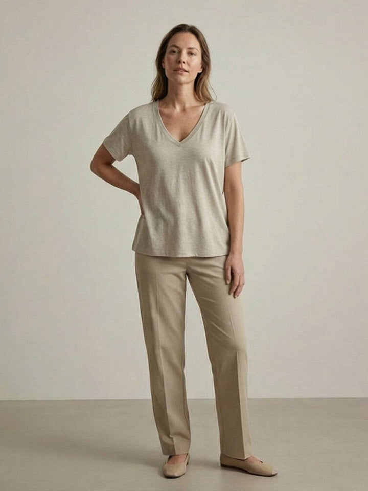 Linen-Bamboo V-Neck Tee light gray image 4 