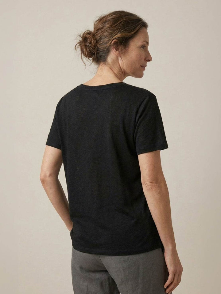 Linen-Bamboo V-Neck Tee black image 3 