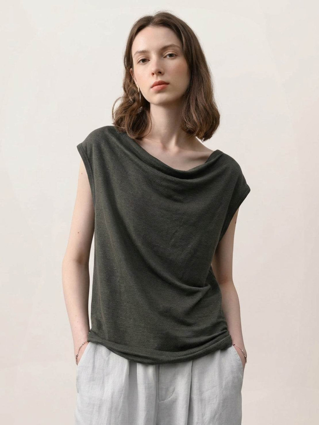 100% Linen Wide Neck Vest dark gray image 1 