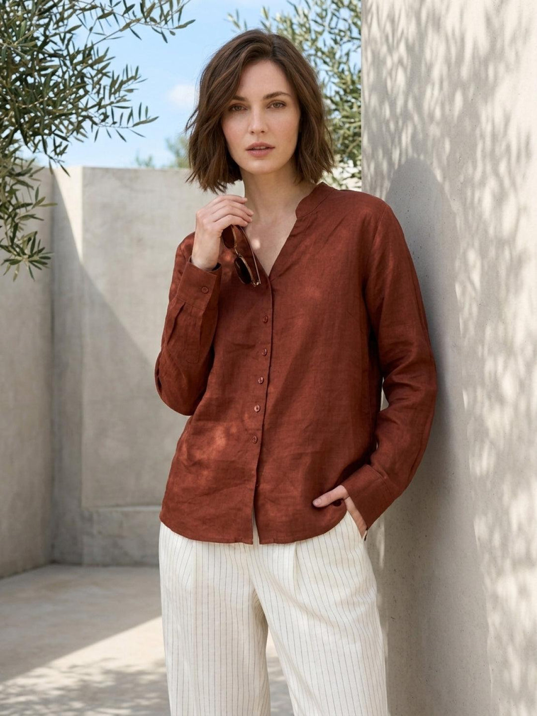 100% Linen V-Neck Shirt rust image 2 