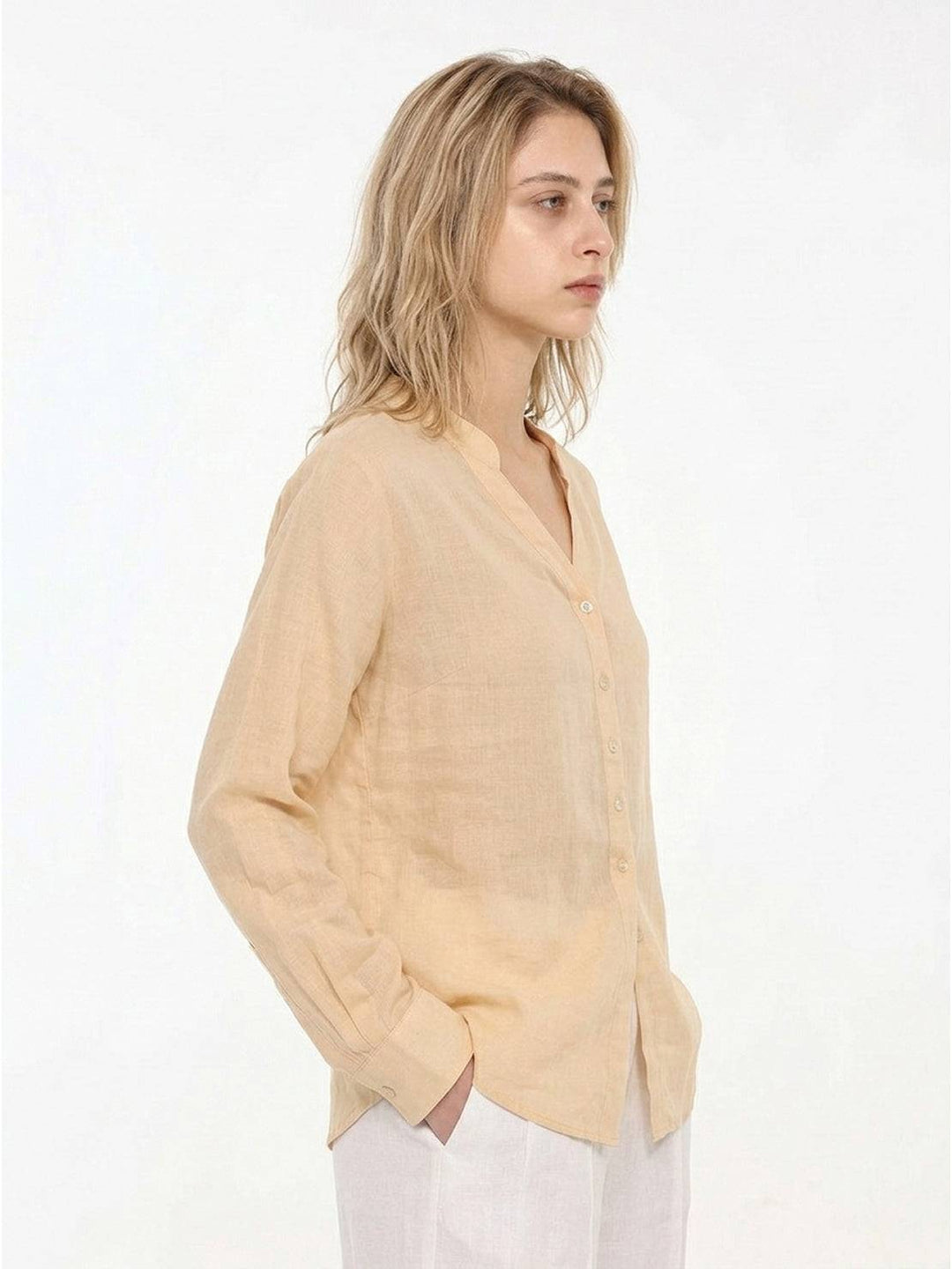100% Linen V-Neck Shirt golden sand image 3 