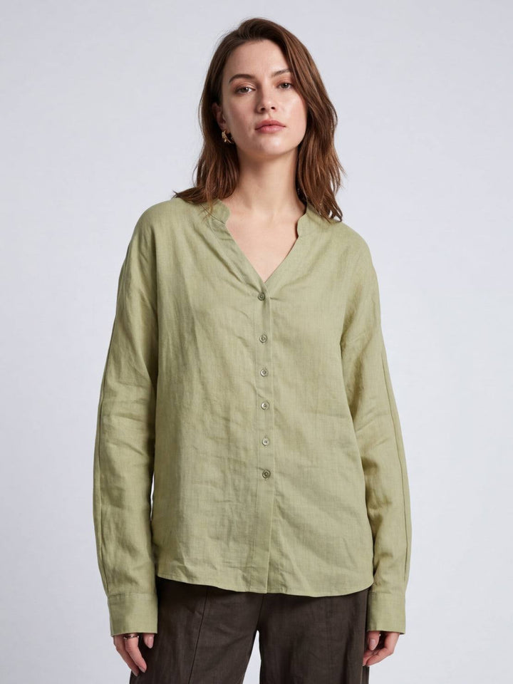 100% Linen V-Neck Shirt sage green image 1 