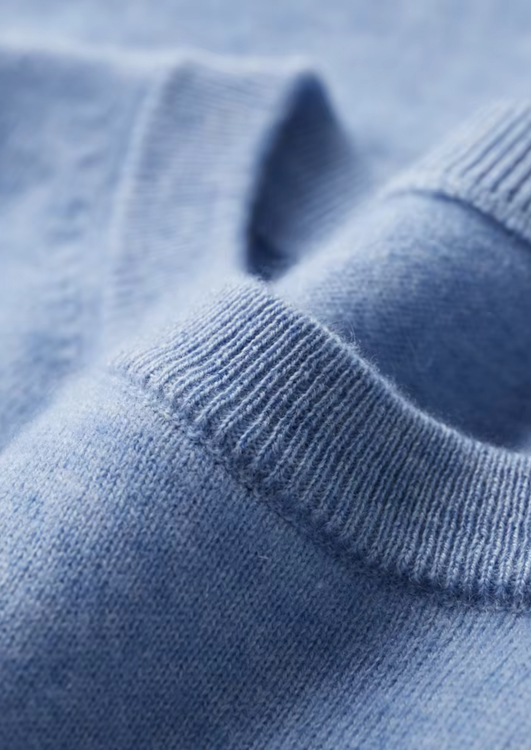 Cashmere Crewneck T-Shirt light blue image 4 #color_light-blue