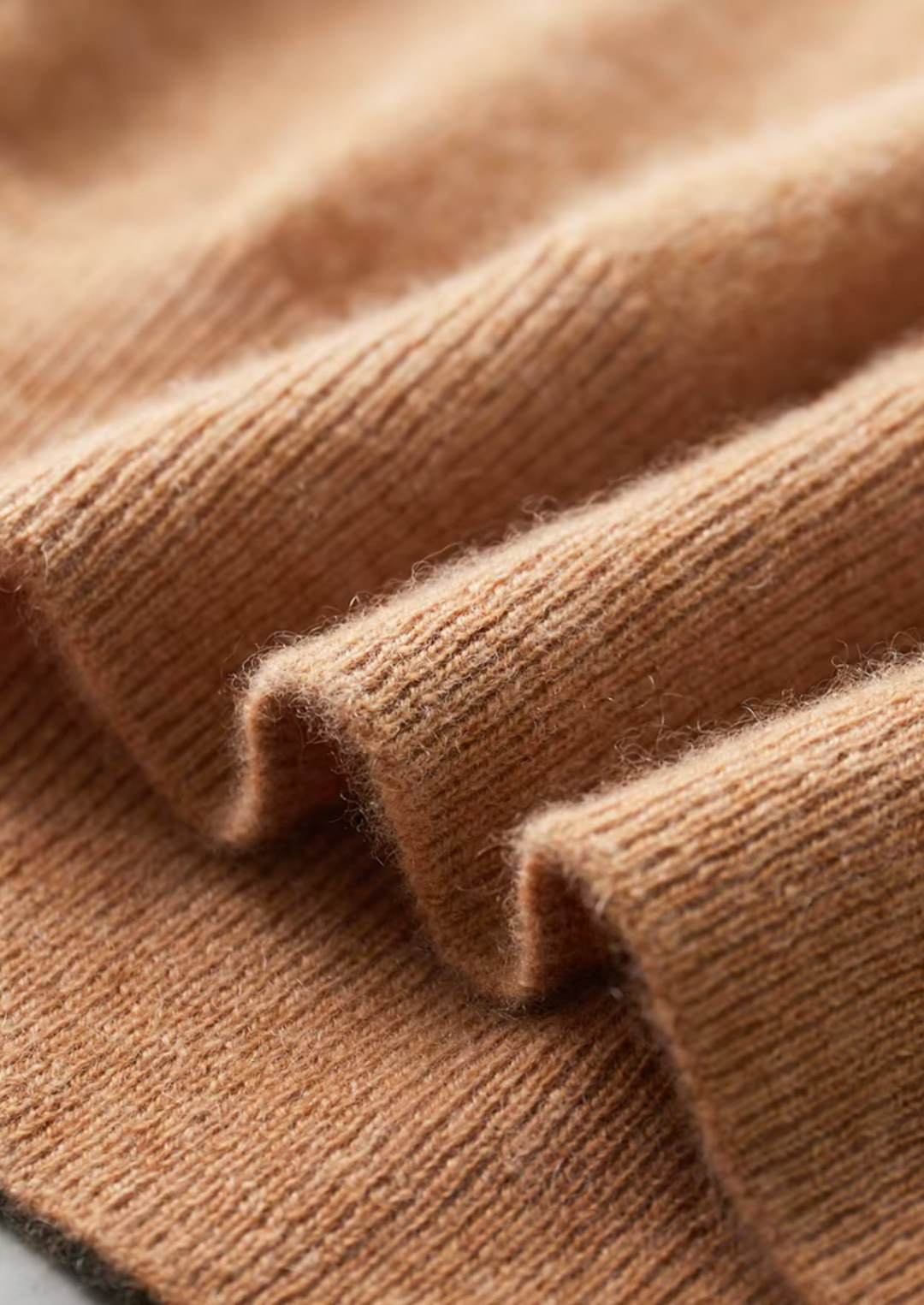 Cashmere Crewneck T-Shirt honey mustard image 5 #color_honey-mustard